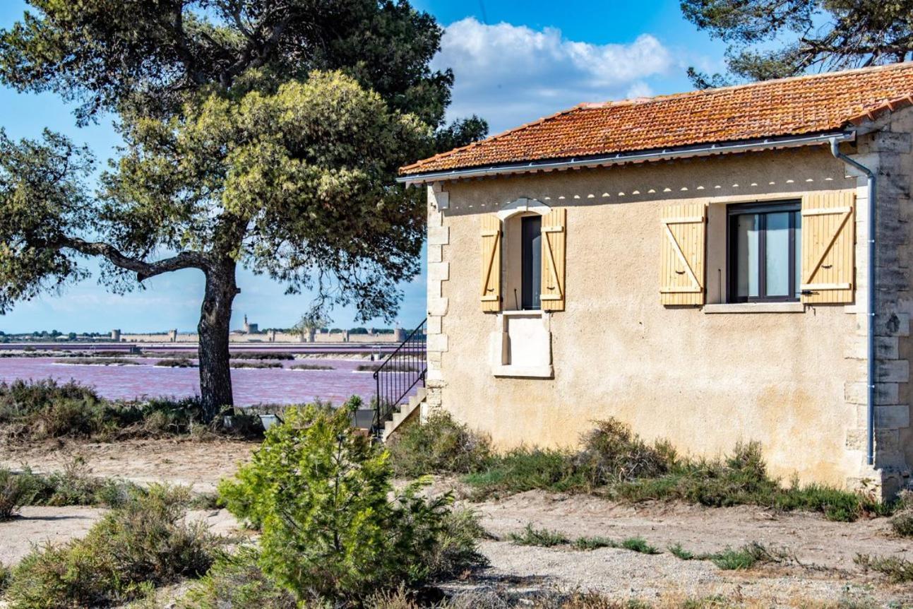 Cabane Du Saunier Au Commun - Electre Aigues-Mortes Extérieur photo